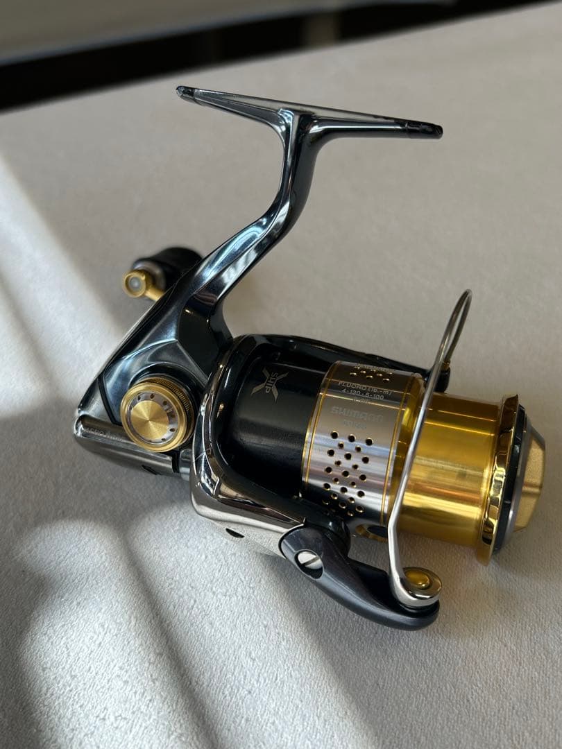SHIMANO シマノ　１０　ステラ　C2500HGS