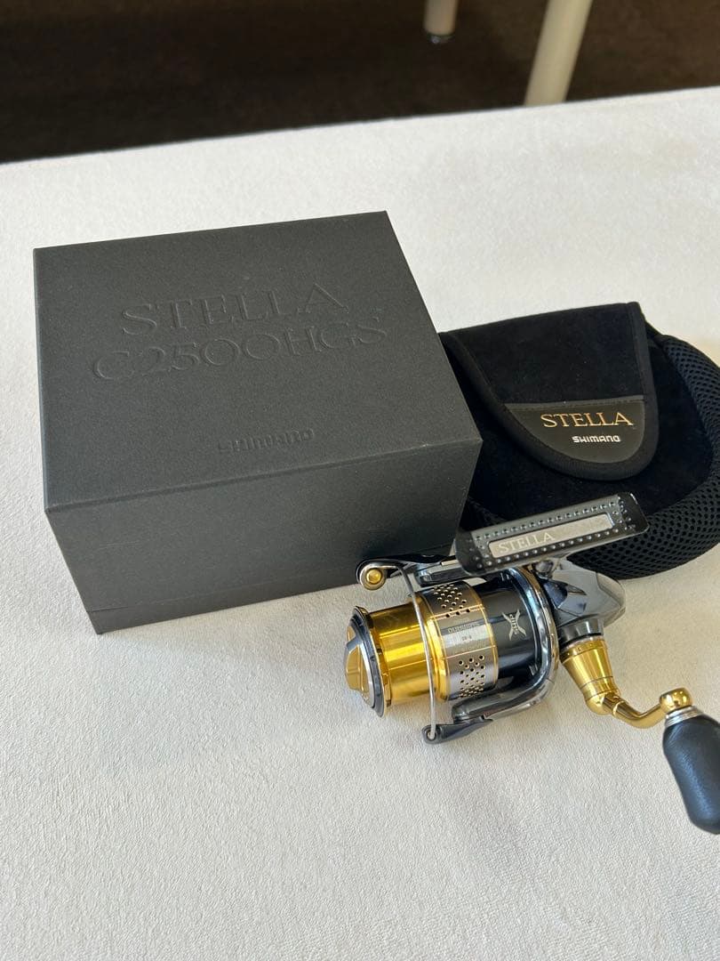 SHIMANO シマノ　１０　ステラ　C2500HGS