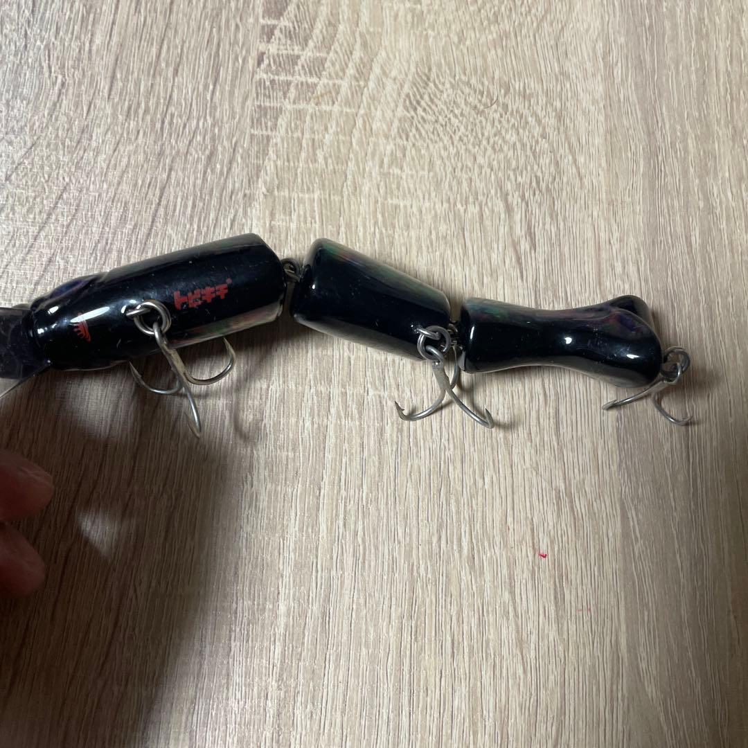 トビキチ　トビキチアバロン　ボンバダアグア