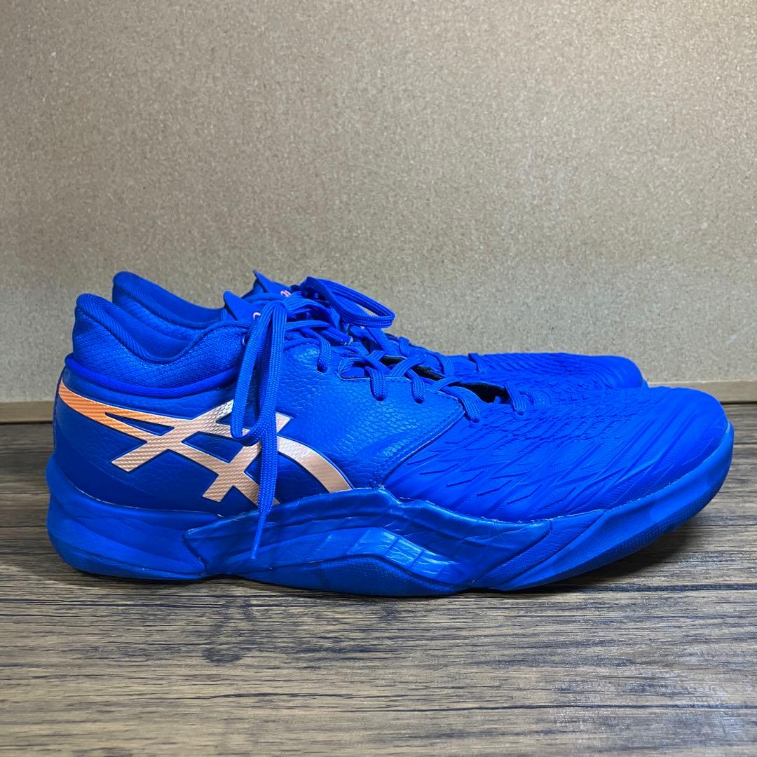 （K26132）★美品★アシックス アンプレアルス 31.0㎝ バスケットボール