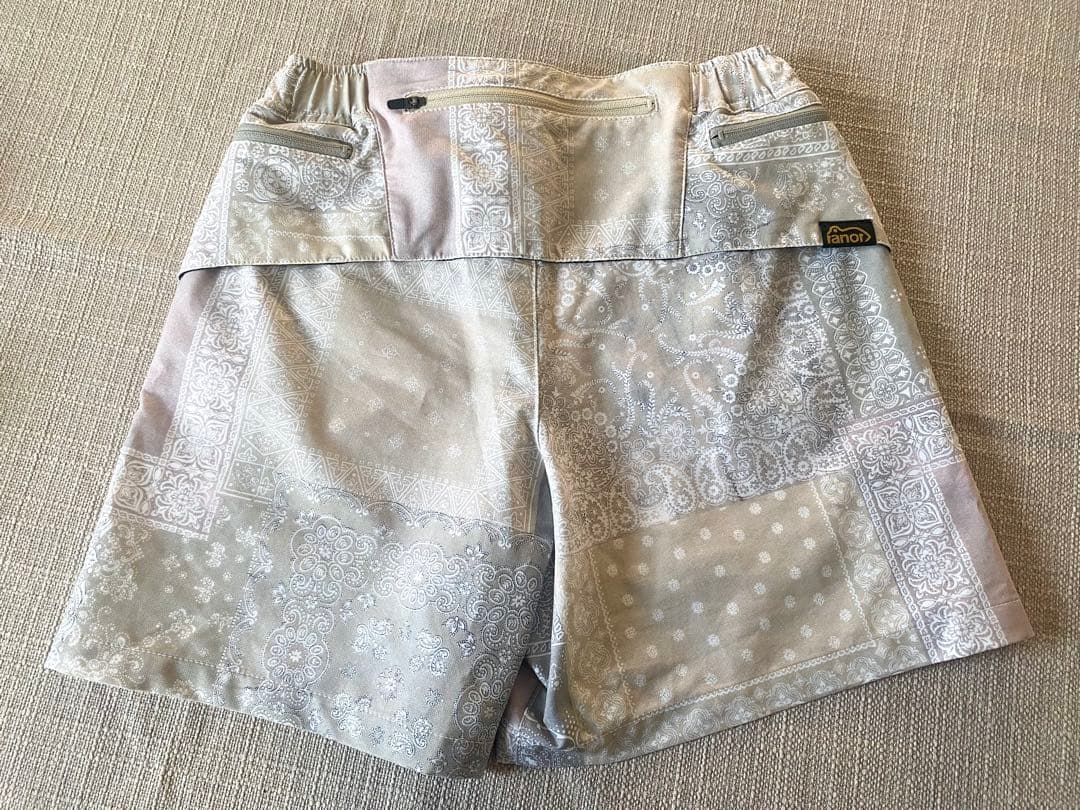 ranorラナー　バンダナ柄　ランニングショートパンツ XS（ユニセックス）