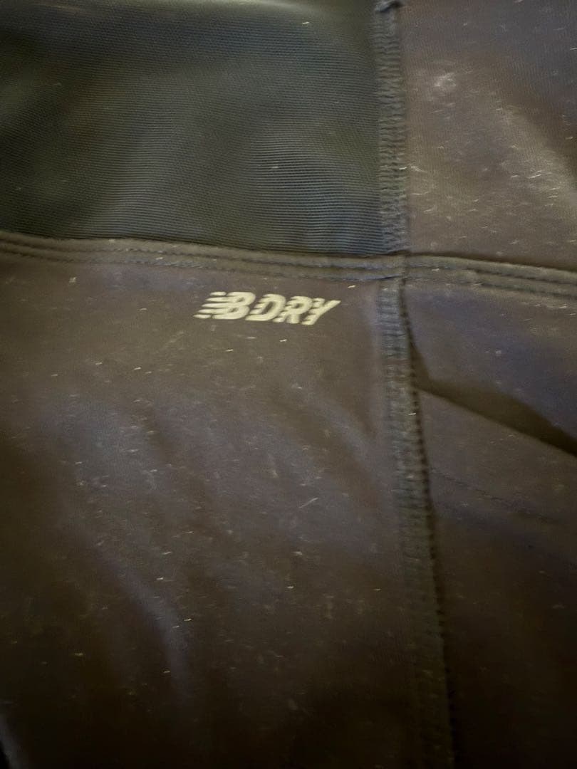 735 New balance ドライ　レギンス　L