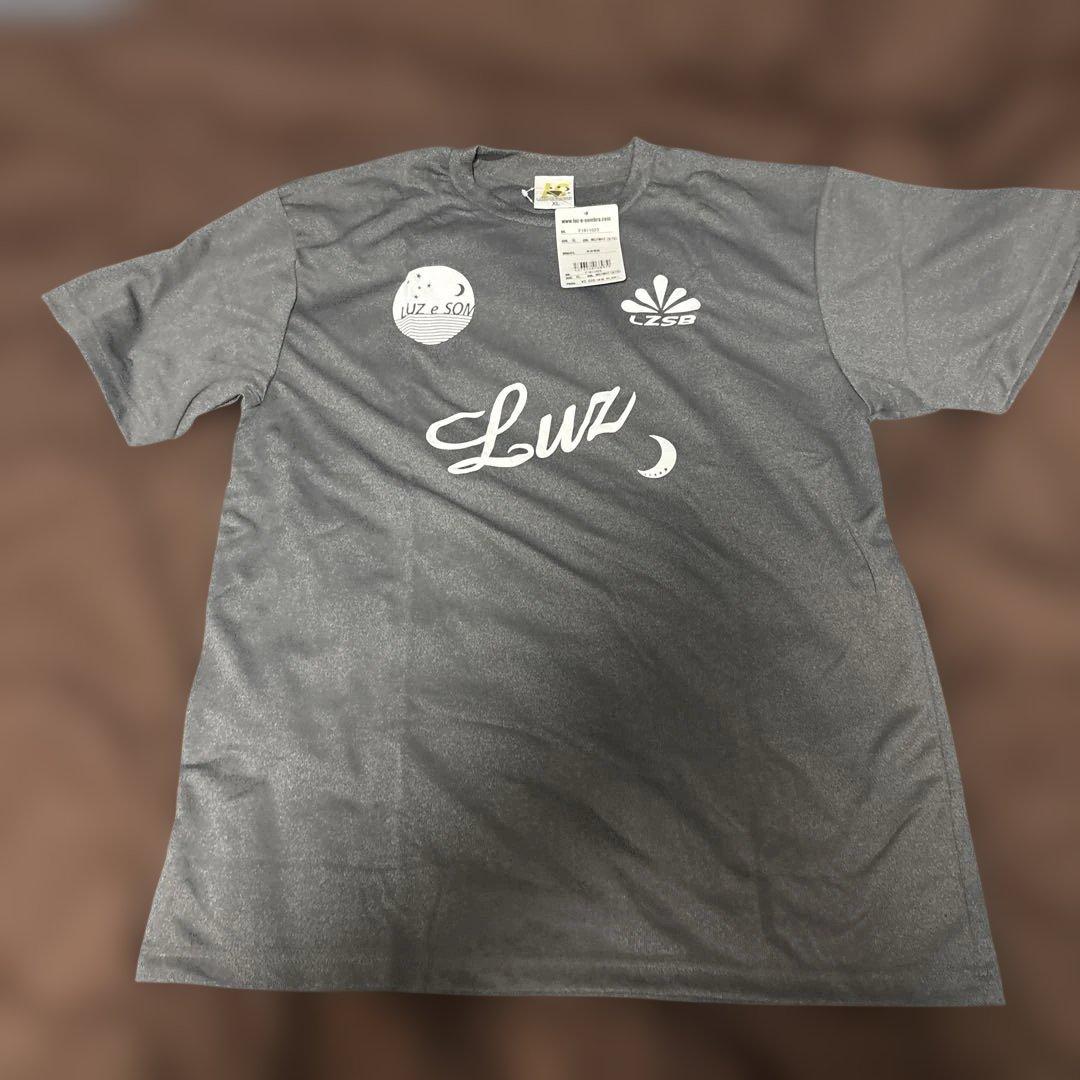 Luz e Sombra XL Tシャツ＆ショートパンツセット　フットサル