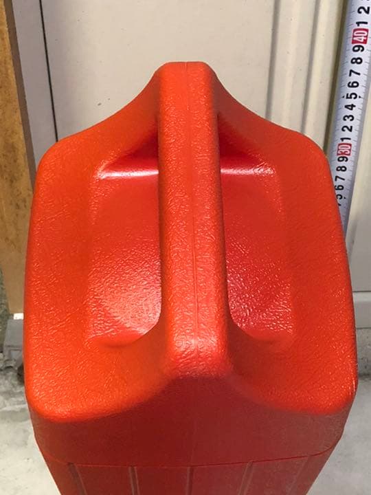 コールマン　ランタンプラケース美品　レッド　（赤）中古品　高さ44cm