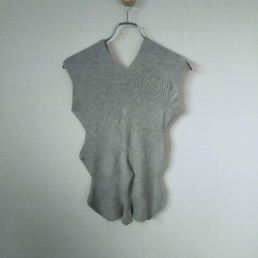 イッセイミヤケ ニット ベスト