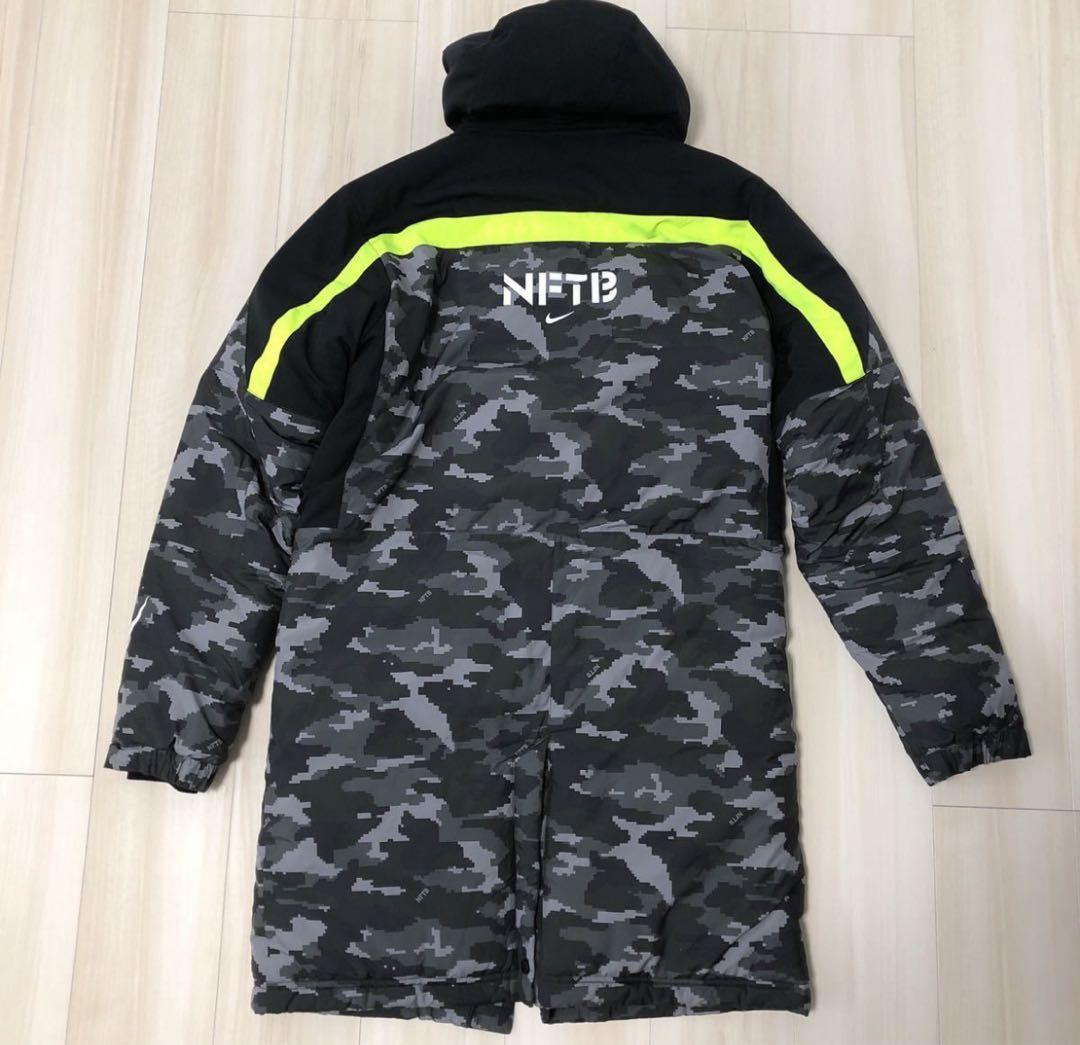 NIKE NFTB ベンチコート 迷彩