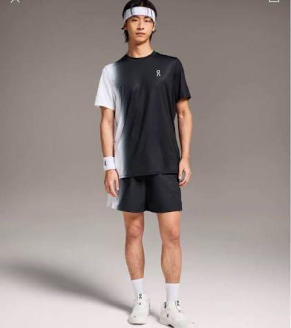 On テニス　Tシャツ　US Mサイズ ブラック×ホワイト　売切