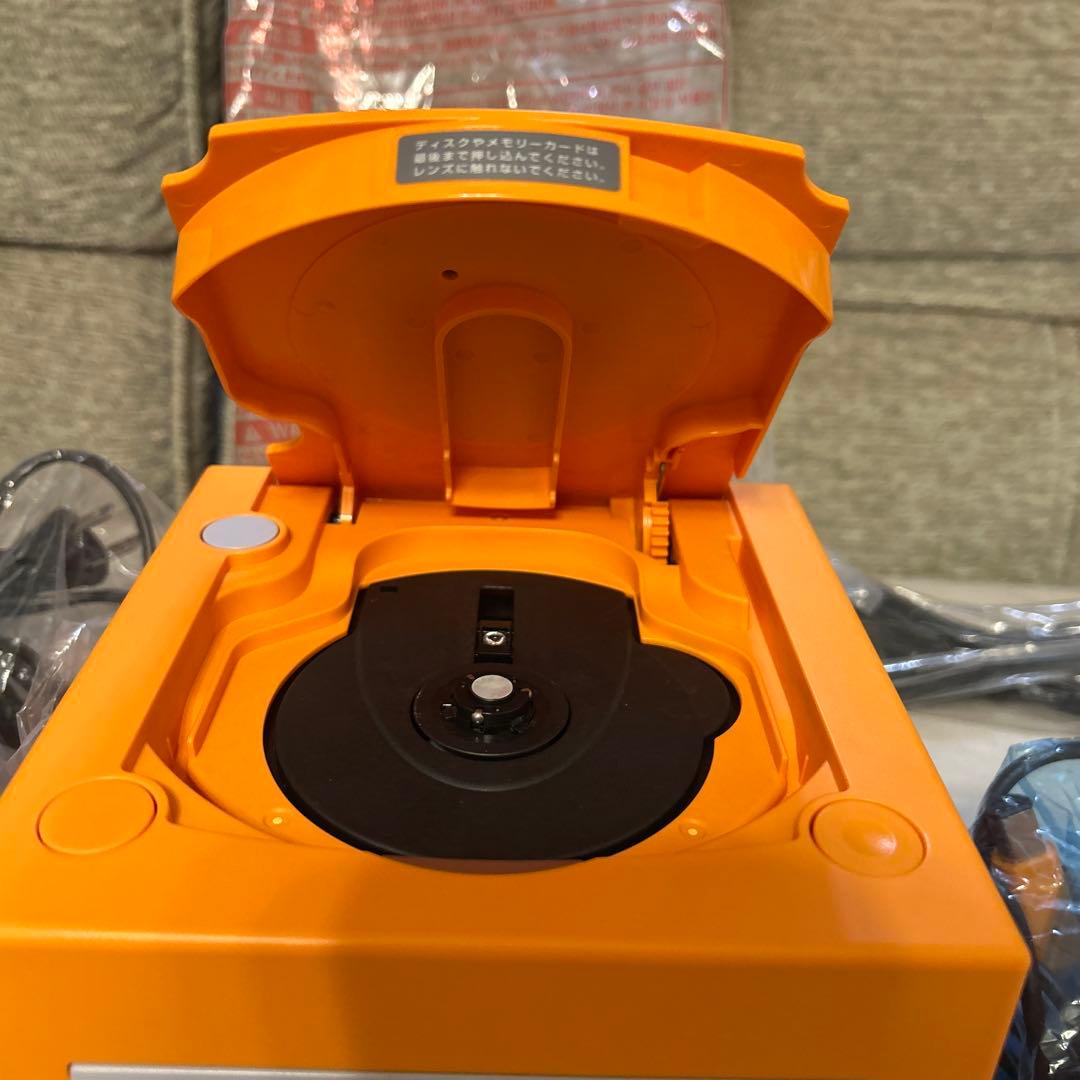 ニンテンドーゲームキューブ　本体　オレンジ