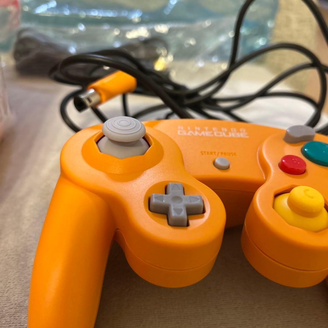 ニンテンドーゲームキューブ　本体　オレンジ