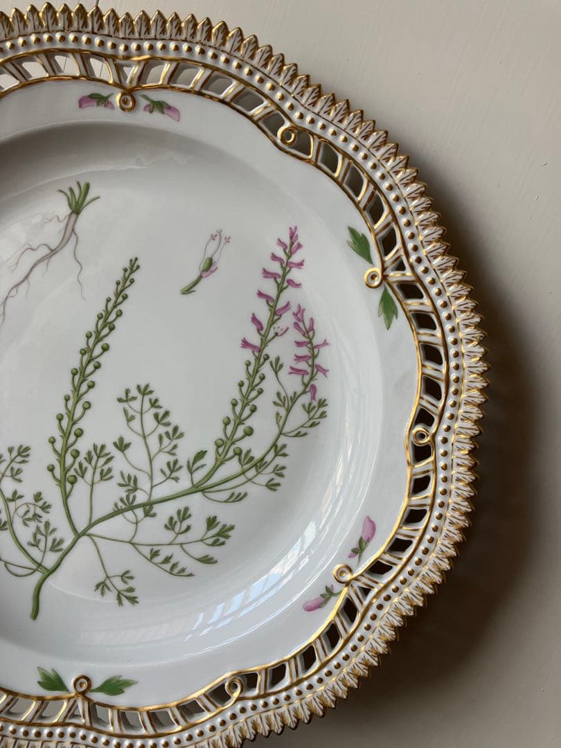 ◆希少◆1957年　透かし彫り　大皿　ロイヤルコペンハーゲン フローラダニカ