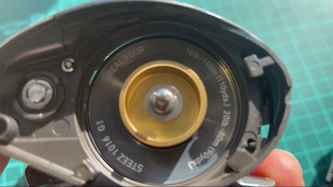 ダイワ　スティーズa tw ギア比8.1 右ハンドル （訳あり）