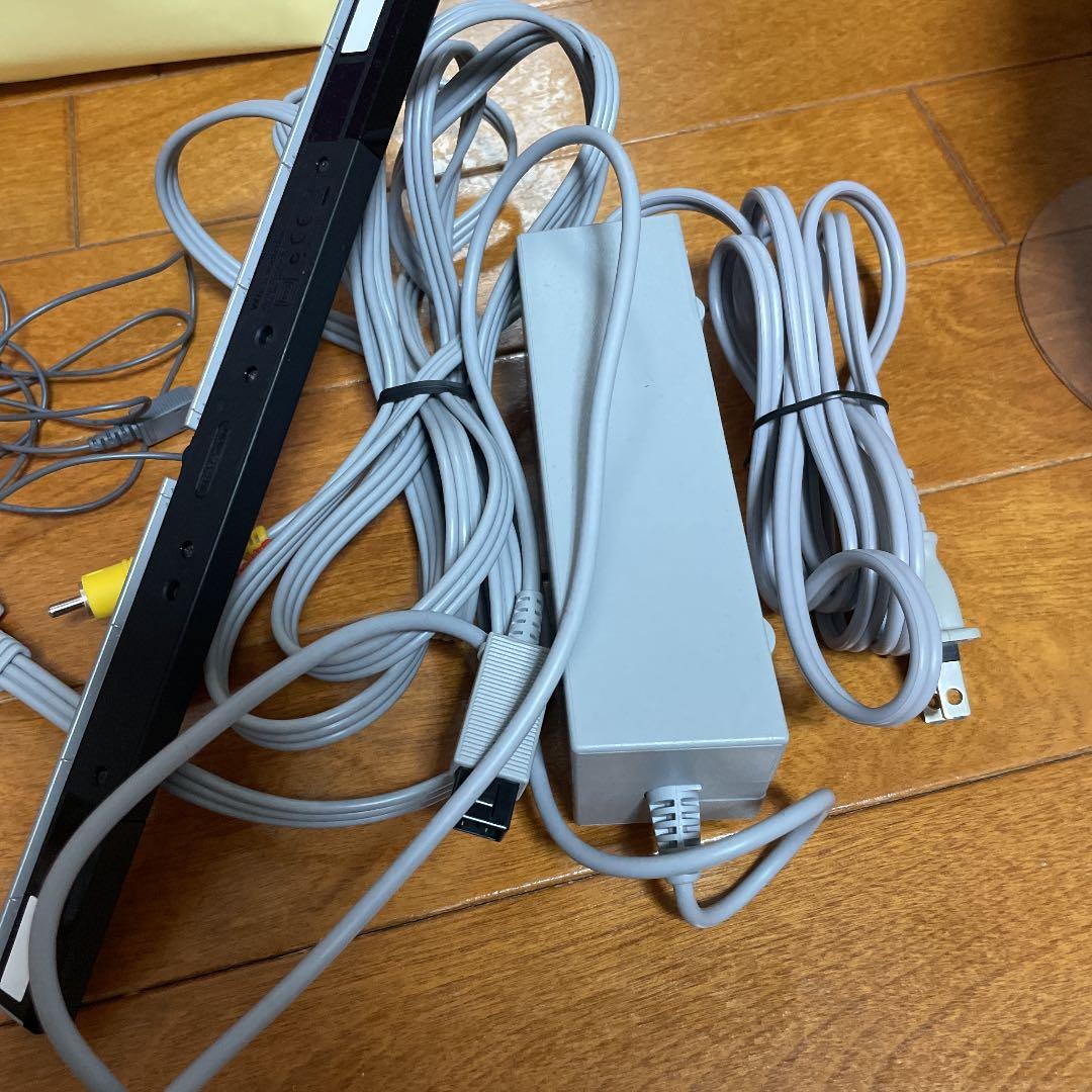 Nintendo Wii 任天堂　本体　ホワイト　リモコン　カセット