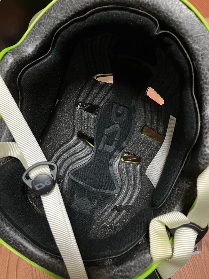 未使用 TSG EVOLUTION ヘルメット HELMET グリーン L/XL