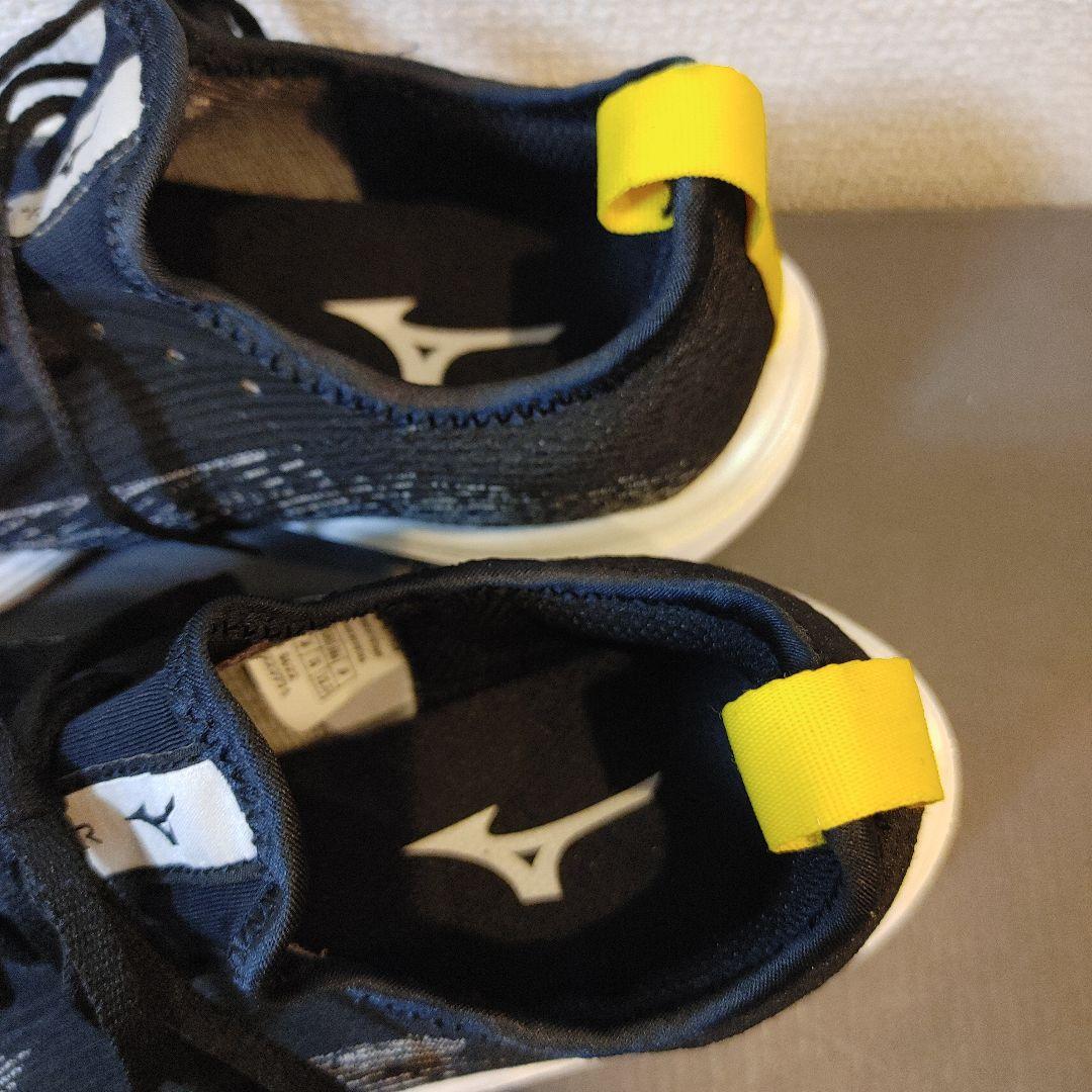 mizuno　22.5センチ　ウエーブエアロ20＋R(ランニング)
