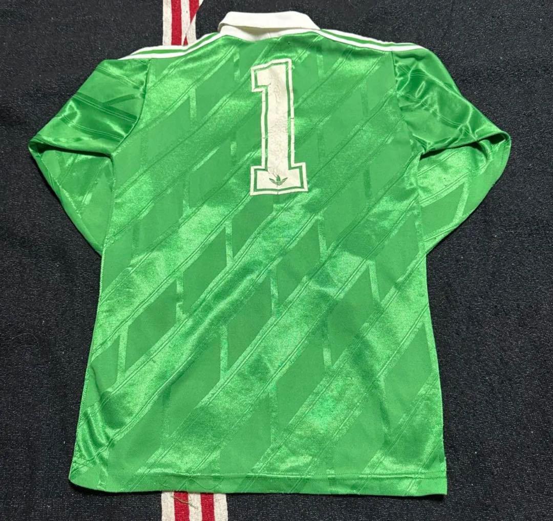 86-87リバプールのGKユニフォーム　子供用