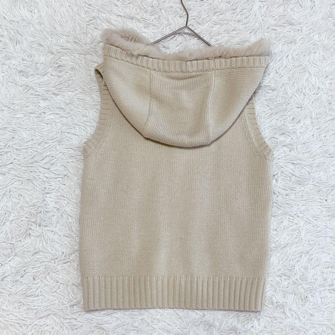 バーバリー ケーブルニットベスト ノバチェック フード ラビットファー ベージュ