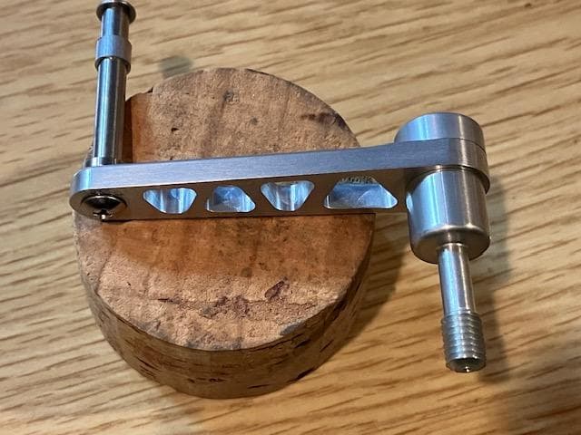 カーディナル３３＆3用ジュラルミンハンドル　ｂｙ釣り具技研