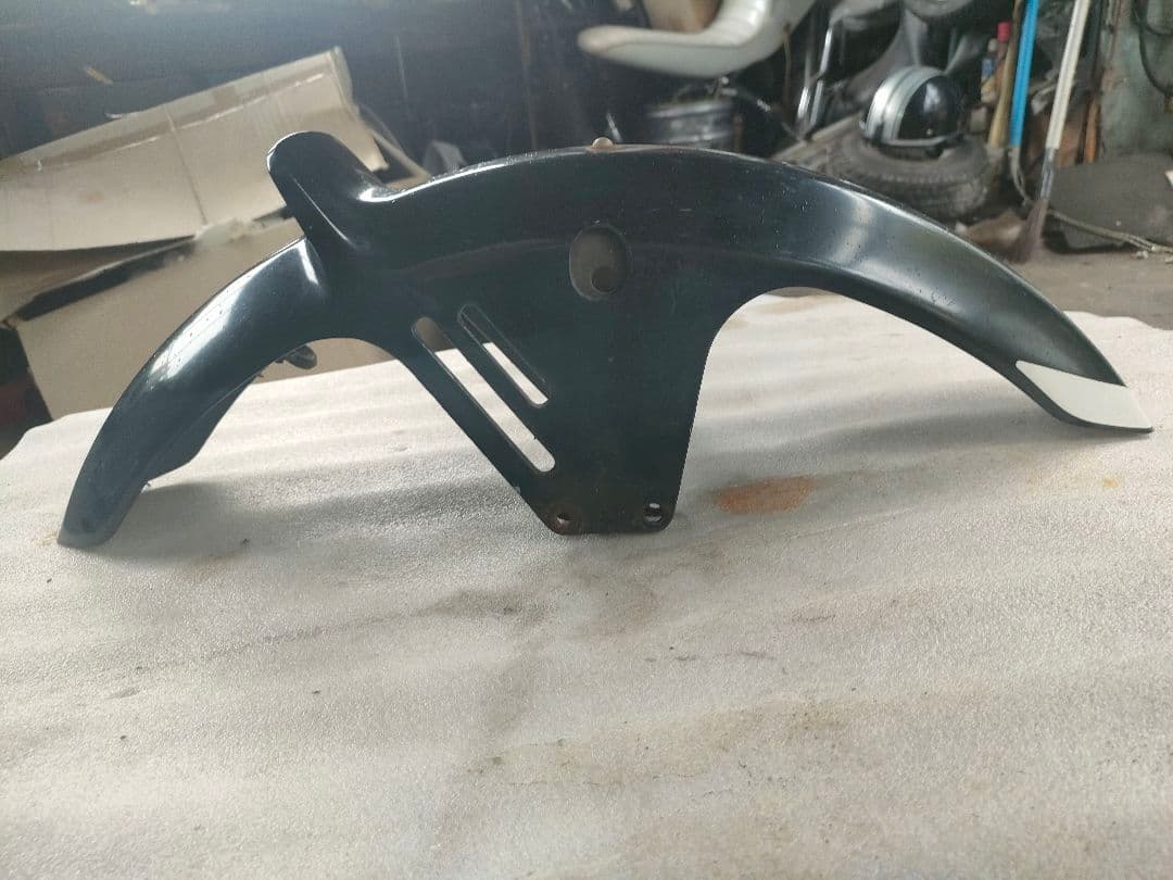 cb125t　フロントフェンダー