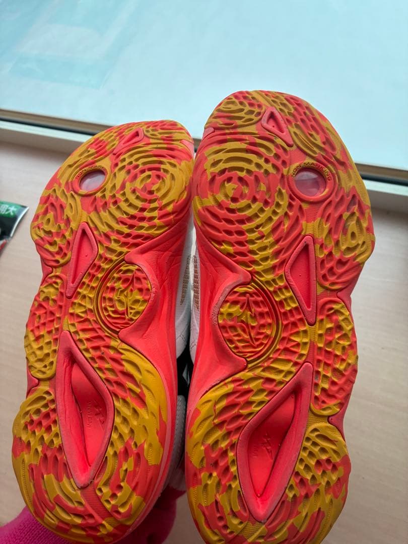 Mizuno ウェーブモーメンタムエリート25.5バレーボールシューズ