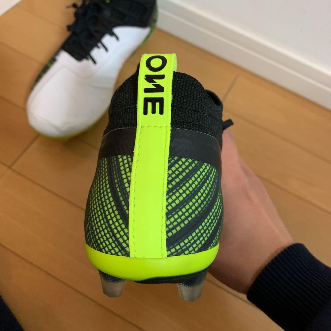 プーマワン5.1 25.5cm