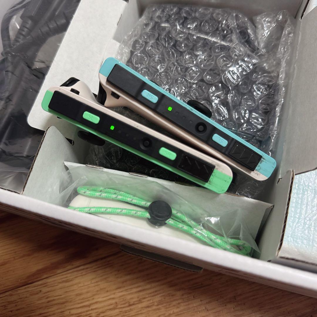 あつまれ どうぶつの森デザインのNintendo Switch本体 SD付き