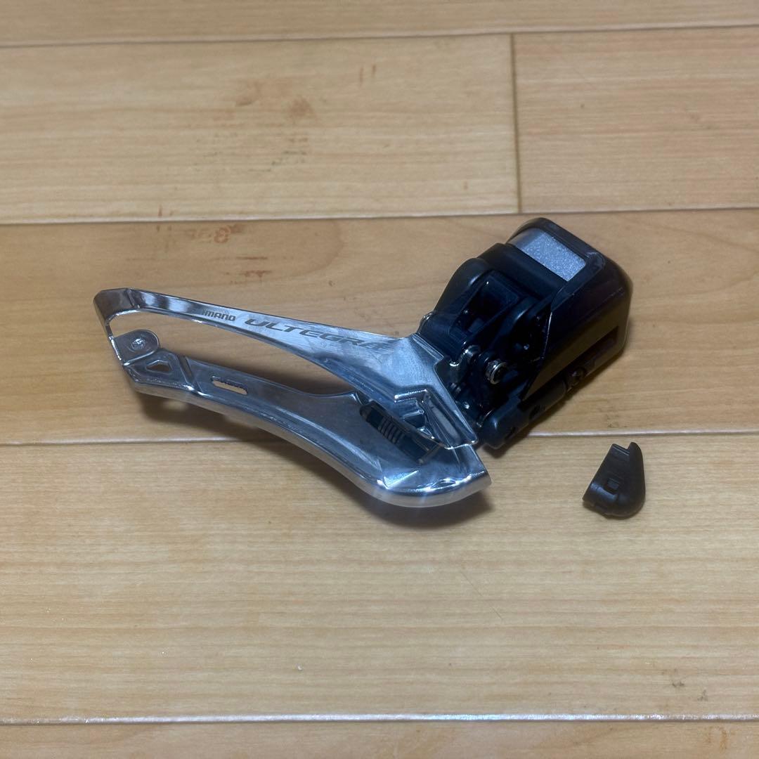 シマノ FD-R8050 ULTEGRA電動フロントディレイラー