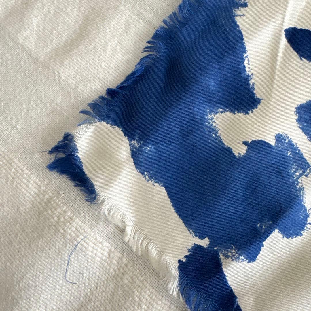 イタリア製　イヴサンローラン　リヴ・ゴーシュ　シルク　スカーフ　YSL 花柄　絹