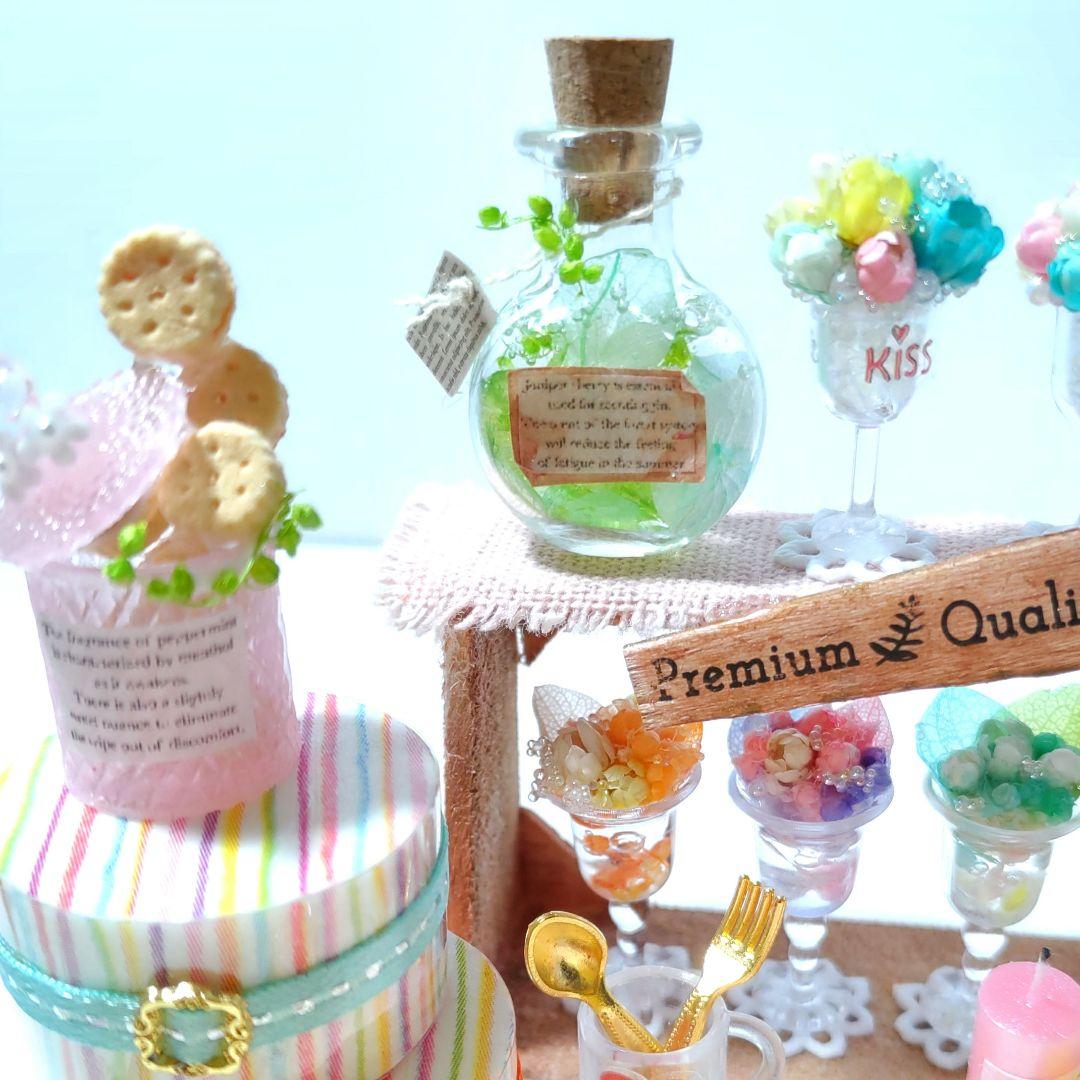 No.Ｂ231 いろんな色のフラワースイーツ＆雑貨セット