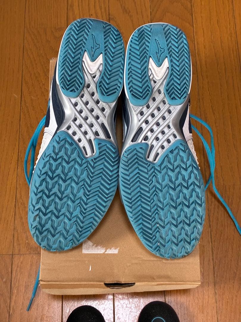 美品　ミズノウェーブエクシード　ツアー6 オムニ　26.5