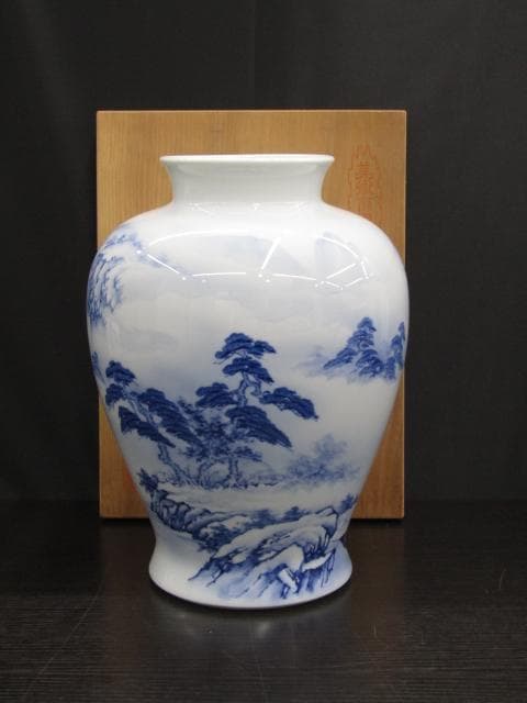 【未使用品】有田焼 深川製磁 宮内庁御用達 花瓶 壺 共箱付