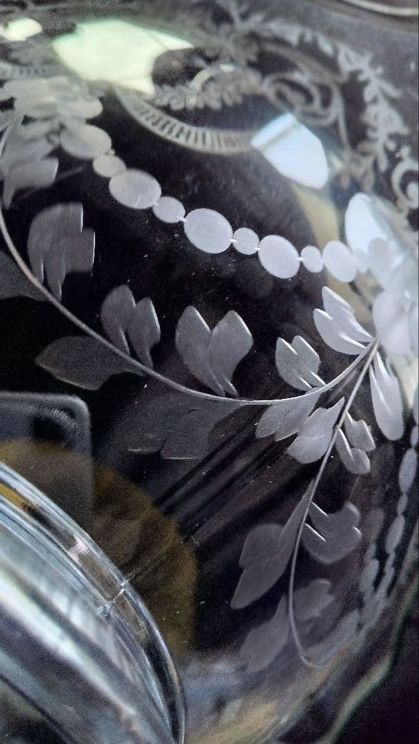 アンティーク 銀もようにハンドカット ガラス四角深鉢