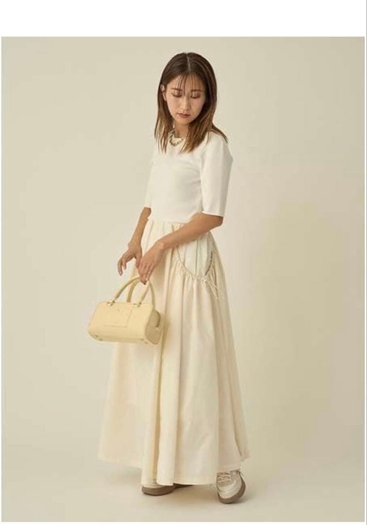 emmi 新品未使用　タグ付き　ワンピース