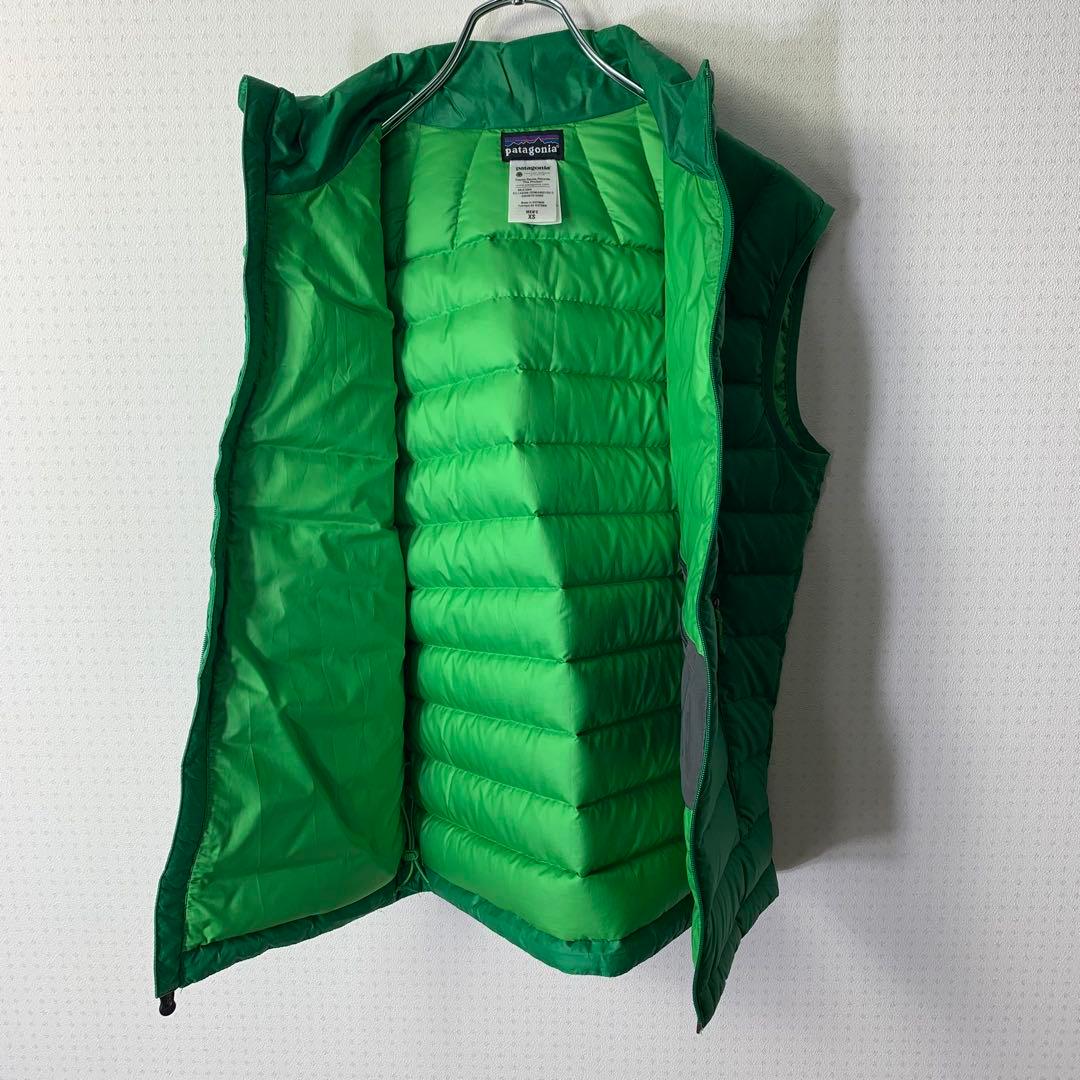 12年製 パタゴニア ダウンセーターベスト グリーン XS 刺繍ロゴタグ