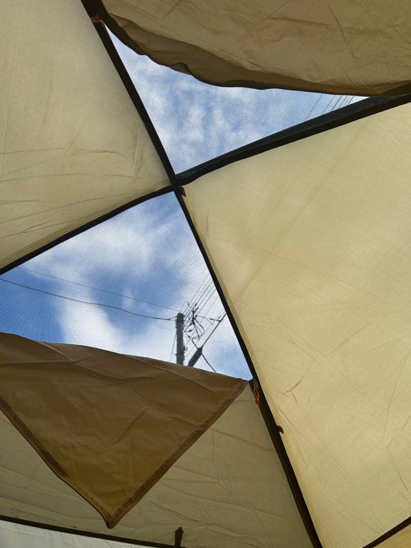 Coleman Round Dome テント　スカイルーフ300mm×300mm