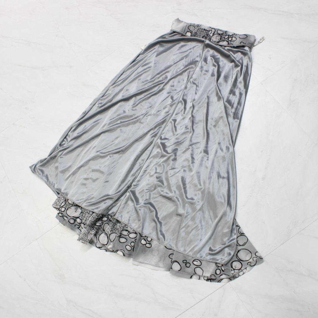 【美品 社交ダンス衣装】上下セット 白 黒 かわいい 可愛い 上品 気品 清楚