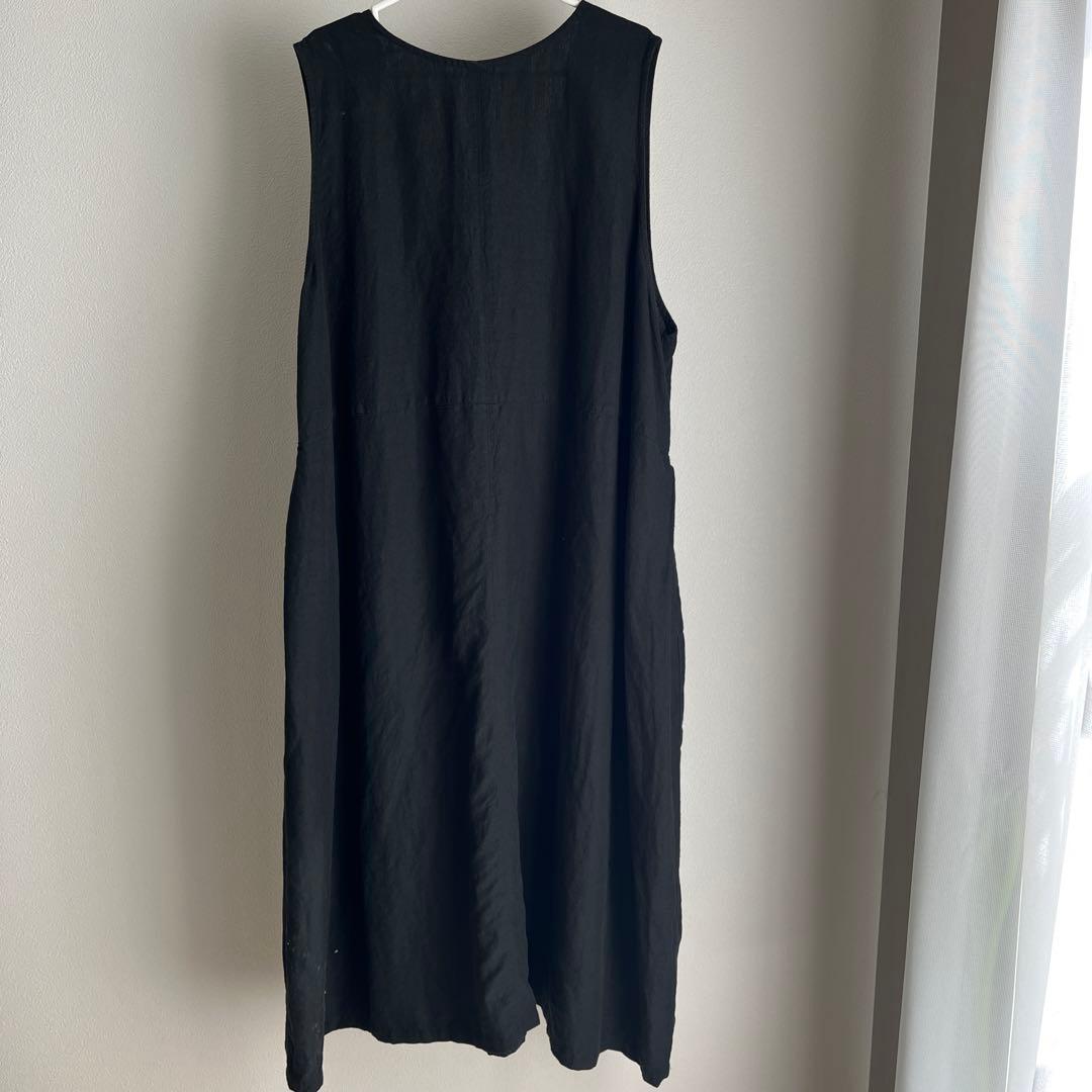 nest Robe ブラックリネン バックVネックノースリーブワンピース