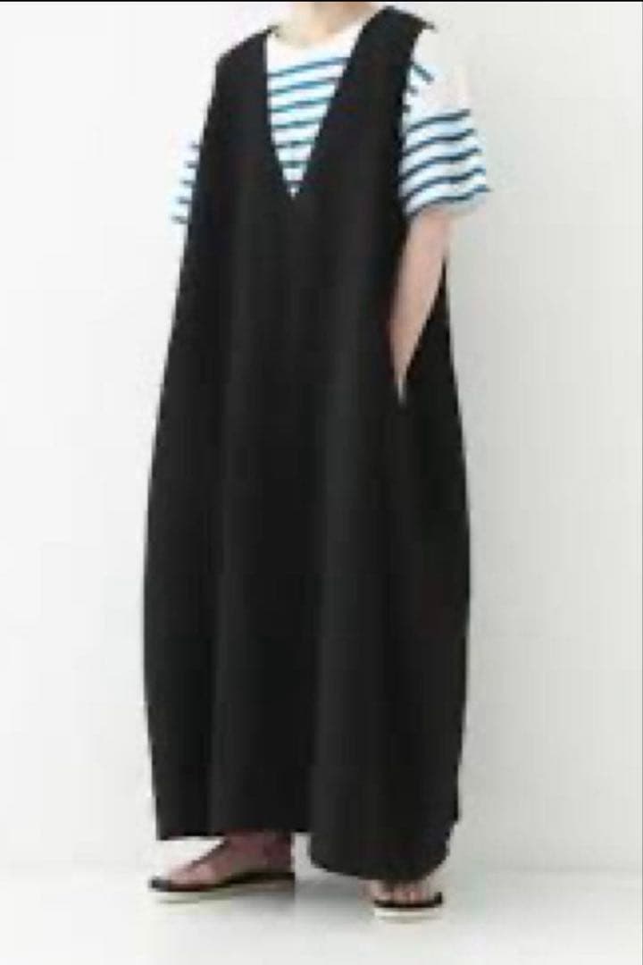 nest Robe ブラックリネン バックVネックノースリーブワンピース