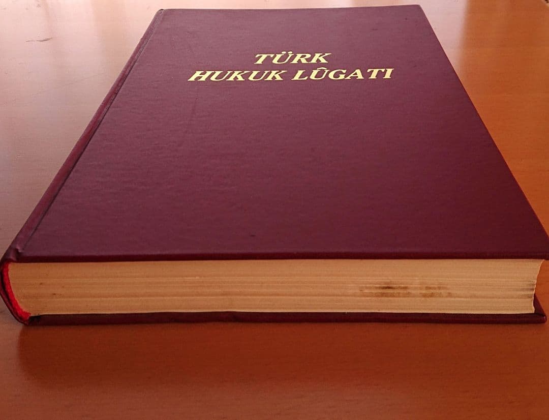 トルコ法律用語辞典　トルコ語　ドイツ語　フランス語　英語　ラテン語