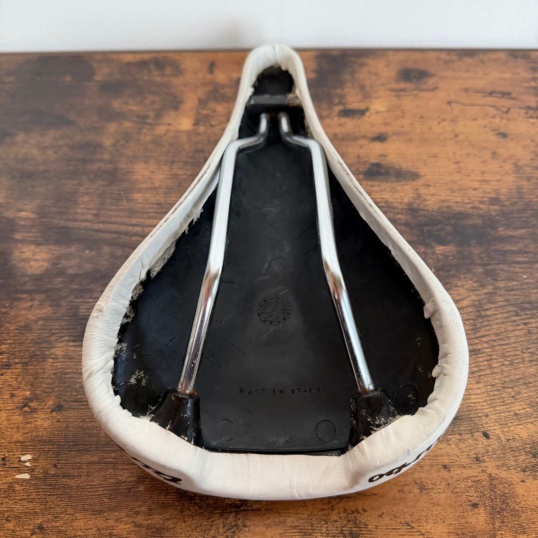 87年製　セライタリア Turbo（ターボ）サドル　ロードバイク