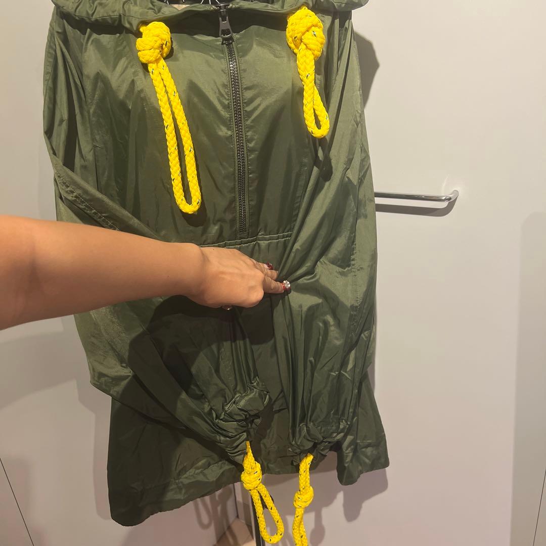 バーバリーポンチョ