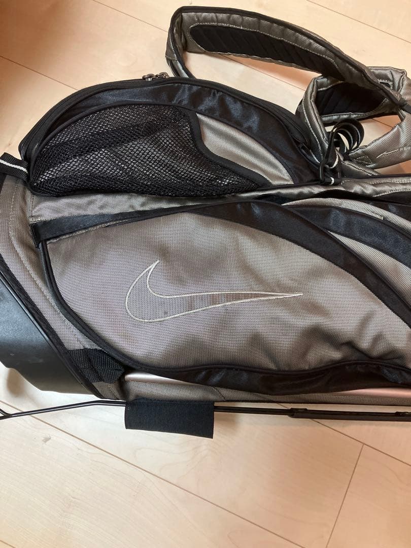 Nike グレー キャディバッグ スタンド付き