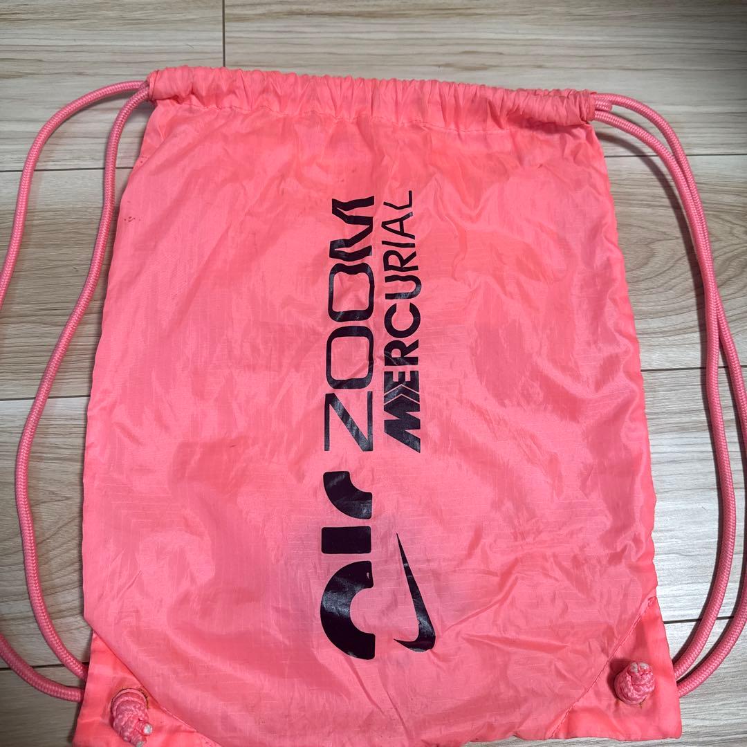 ナイキマーキュリアルFG袋付き