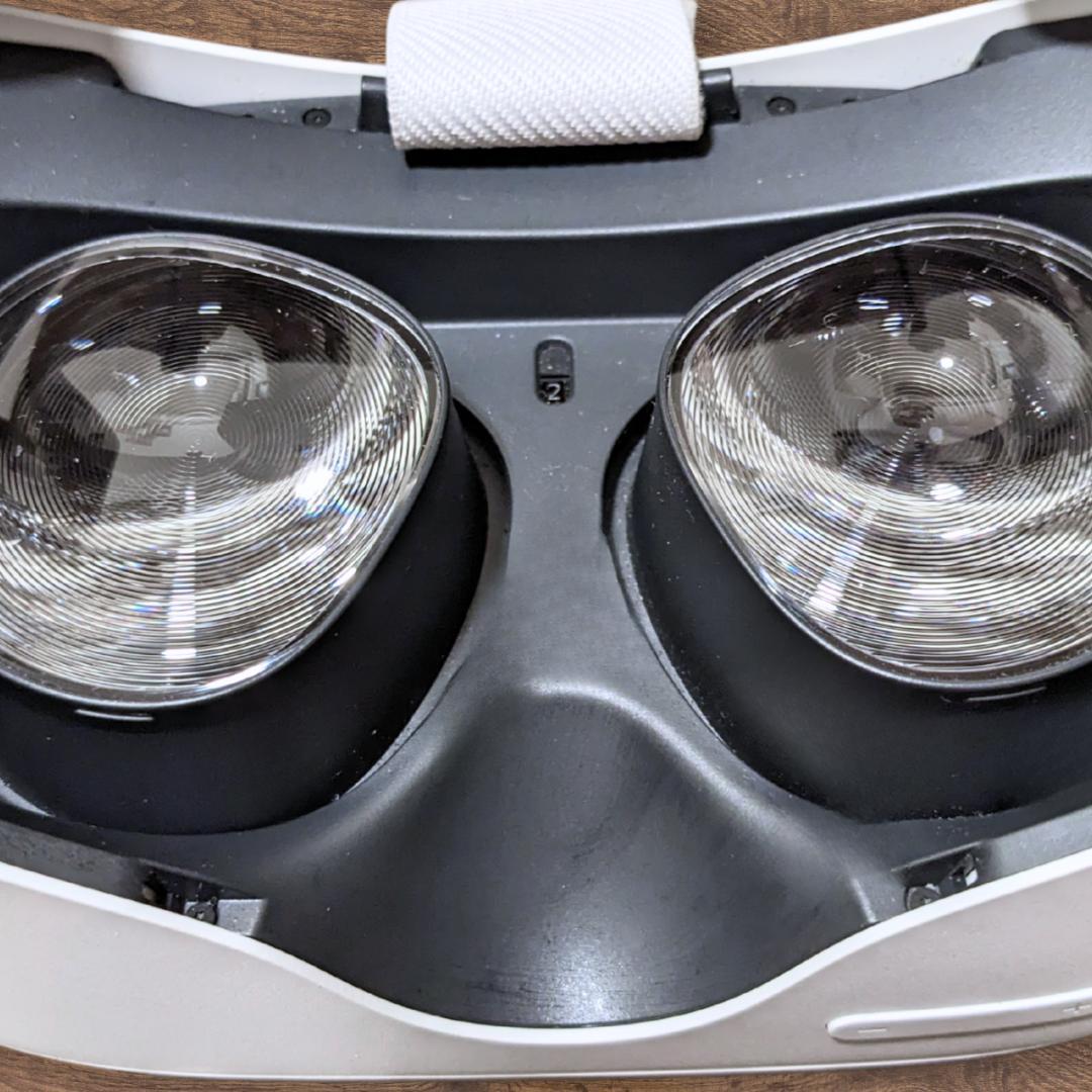 【極美品】 Quest 2（）本体 64GB【動作確認済】