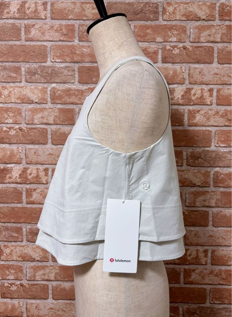 新品︎✿ルルレモン ストレッチウーブンリラックスフィット ティアード タンクトップ
