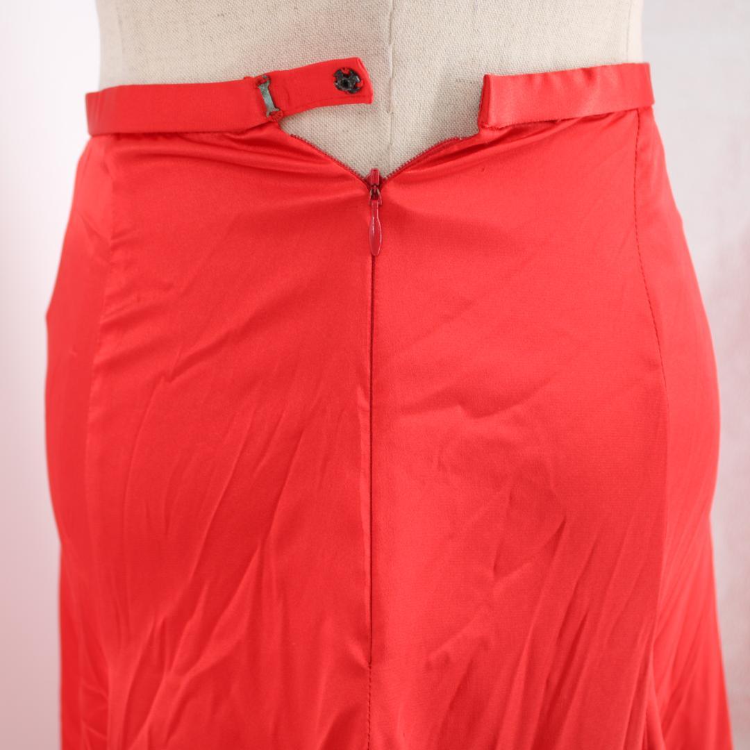 【美品 フラメンコ衣装】レッド ファルダ スカート 赤 光沢 軽い レッスン