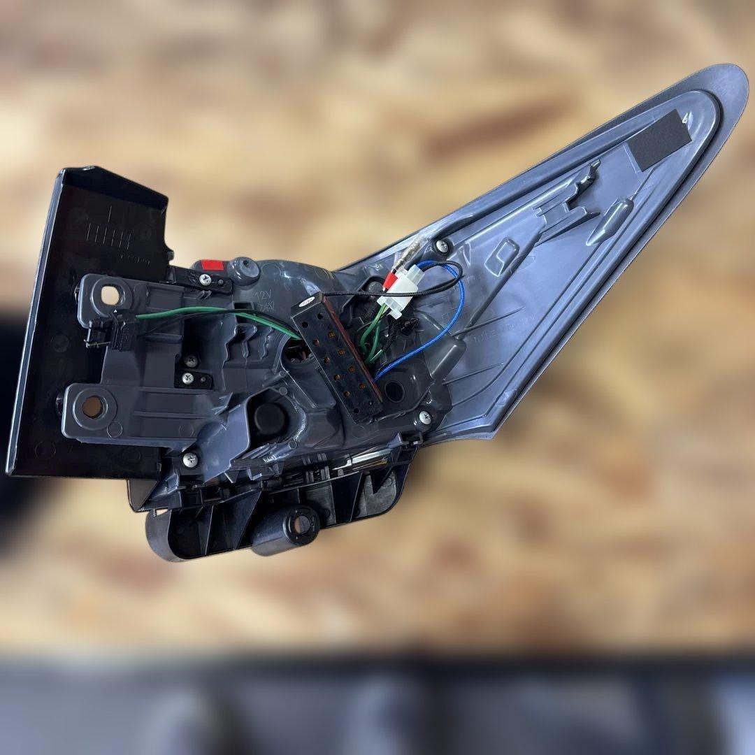 #1972 LEXUS CT テールランプ