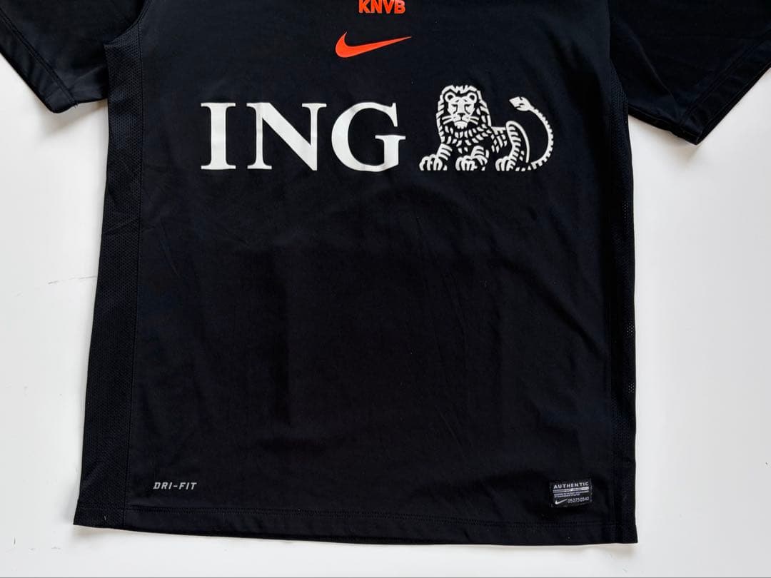 ナイキ オランダ代表 トレーニングウェア 2012-2013シーズン