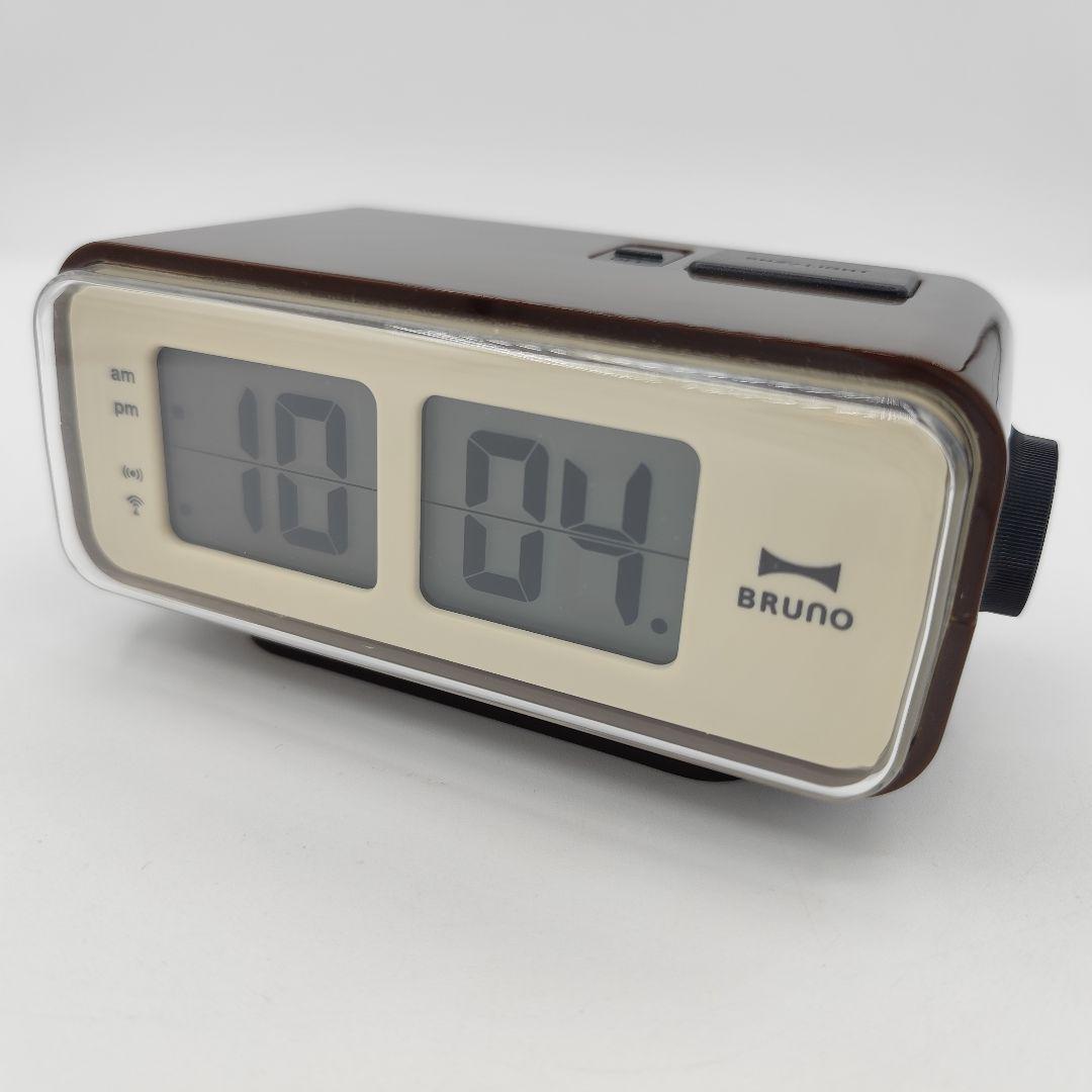 BRUNO LCDレトロアラームクロックS BCR003ブラウン電波デジタル時計