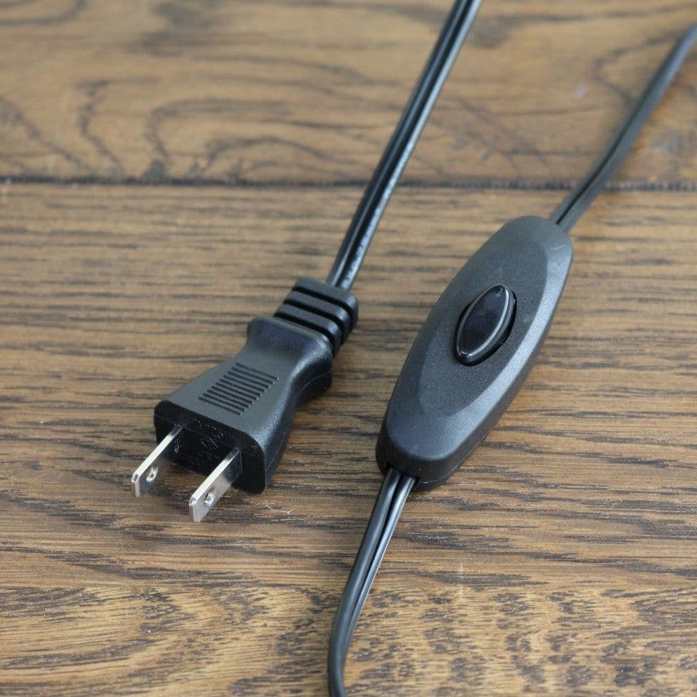 輸入雑貨　ティファニースタイル　エレガント　丸型ステンドグラス　テーブルランプ