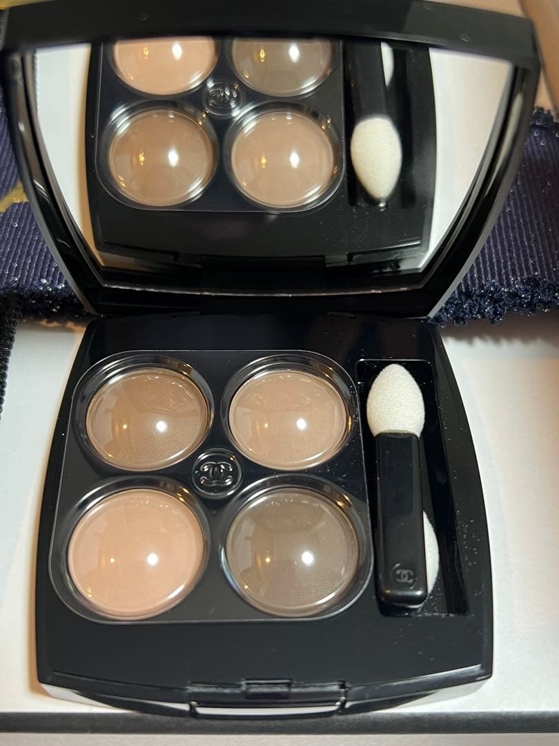 新品　CHANEL レ キャトル オンブル　308